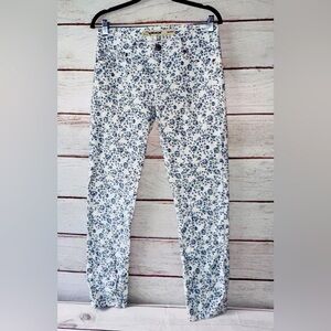 Jordache Skinny Jeans - Blue Floral Print - Size 4 Office Church Casual School